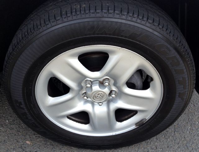 2007 Toyota RAV4 3.0si 6 Speed Convertible