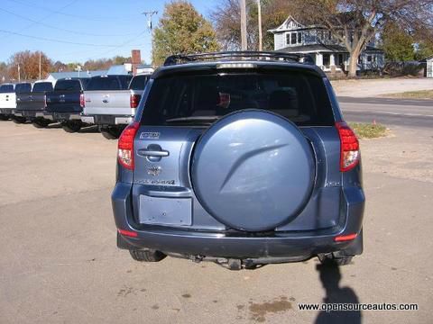 2007 Toyota RAV4 Crew Cab 126.0 WB 2WD SLE2