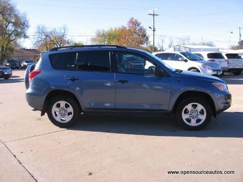 2007 Toyota RAV4 Crew Cab 126.0 WB 2WD SLE2