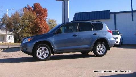 2007 Toyota RAV4 Crew Cab 126.0 WB 2WD SLE2