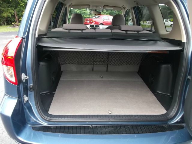 2008 Toyota RAV4 XLE AWD Van