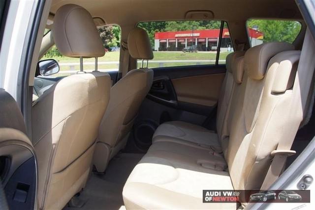 2009 Toyota RAV4 Unknown