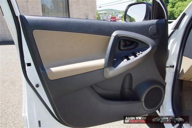 2009 Toyota RAV4 Unknown