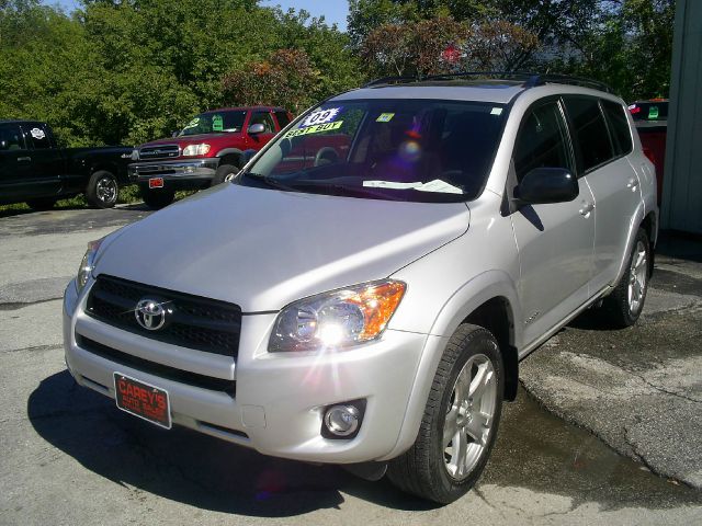 2009 Toyota RAV4 SE V-6