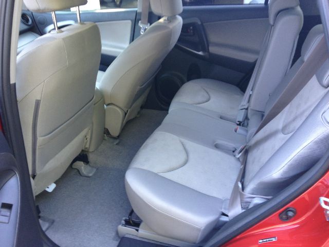 2010 Toyota RAV4 ES LX