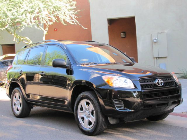 2010 Toyota RAV4 FWD LT W/2lt