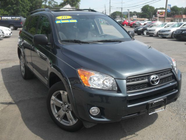 2010 Toyota RAV4 SE V-6