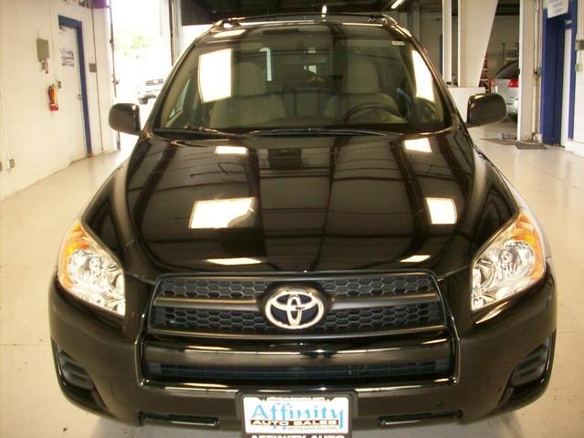 2010 Toyota RAV4 1500 Club Coupe Short Bed