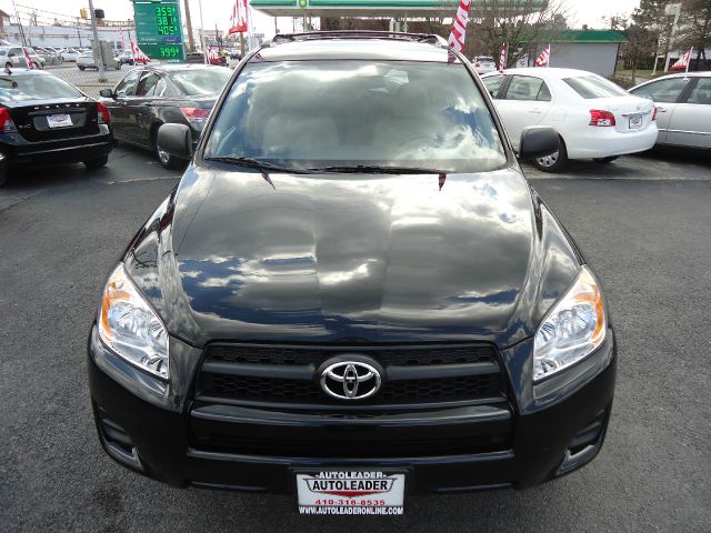 2010 Toyota RAV4 5dr 7-pass Van LE AWD (SE)