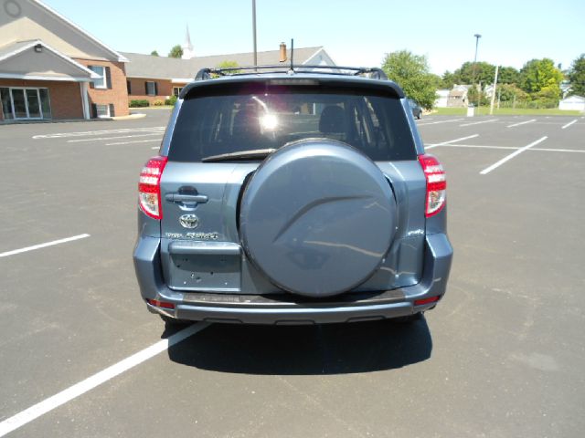 2010 Toyota RAV4 ES LX
