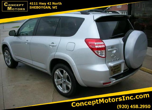 2010 Toyota RAV4 SE V-6