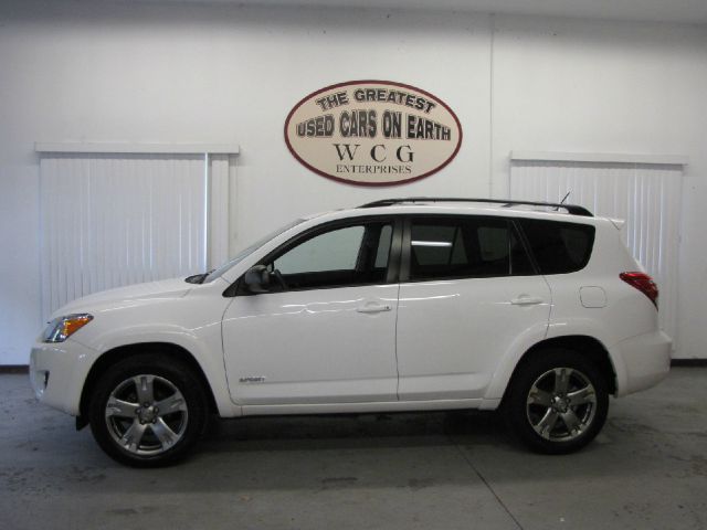 2010 Toyota RAV4 SE V-6