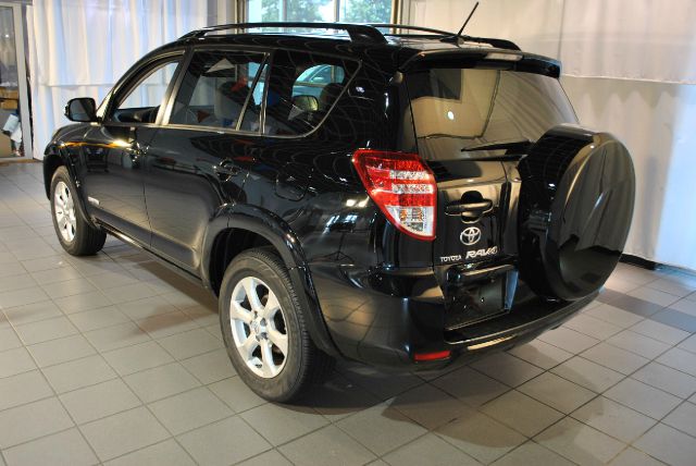 2010 Toyota RAV4 All-weather Pack