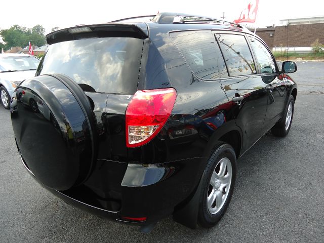 2010 Toyota RAV4 5dr 7-pass Van LE AWD (SE)