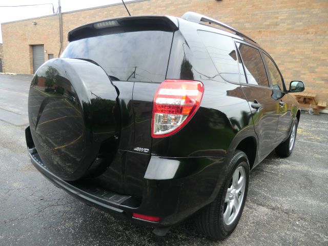 2010 Toyota RAV4 2500 LS 4x2