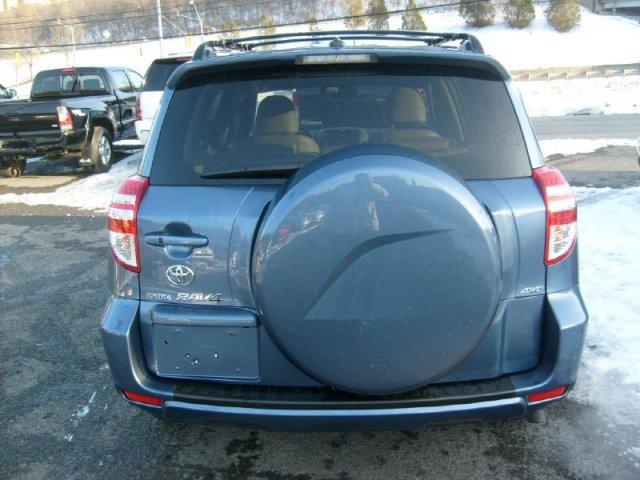 2010 Toyota RAV4 SLT 25