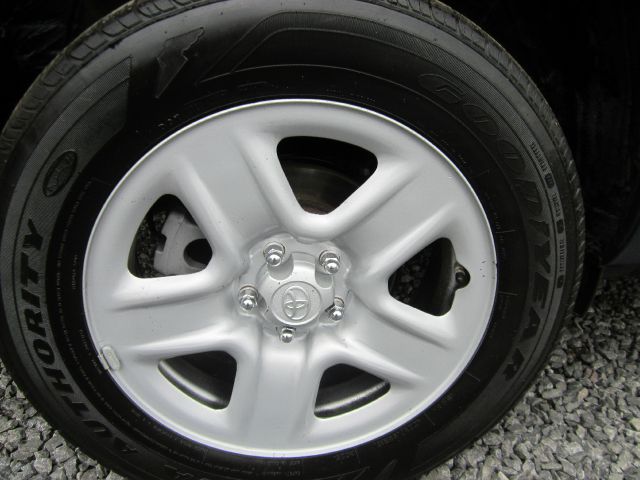 2010 Toyota RAV4 ES LX