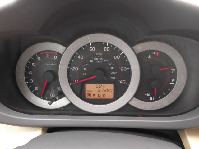 2011 Toyota RAV4 XLE AWD Van