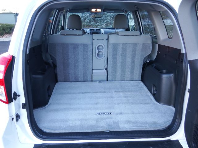 2011 Toyota RAV4 ES LX