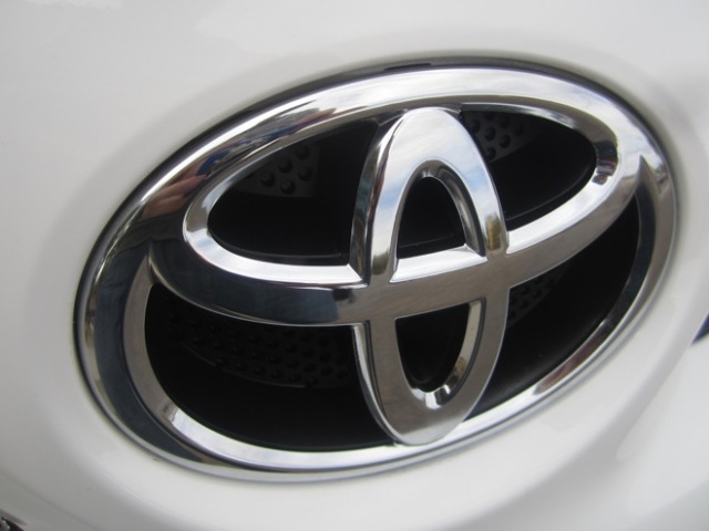 2013 Toyota RAV4 SEL Sport Utility 4D