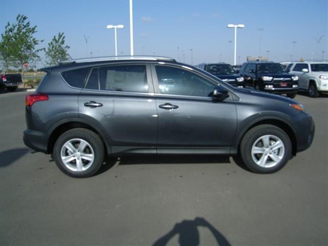 2013 Toyota RAV4 SEL Sport Utility 4D