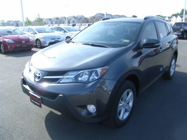 2013 Toyota RAV4 SEL Sport Utility 4D
