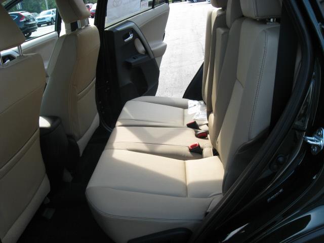 2013 Toyota RAV4 4DR