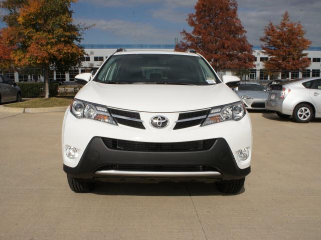 2013 Toyota RAV4 SEL Sport Utility 4D