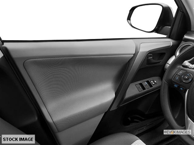 2013 Toyota RAV4 4.6L XLT Sport