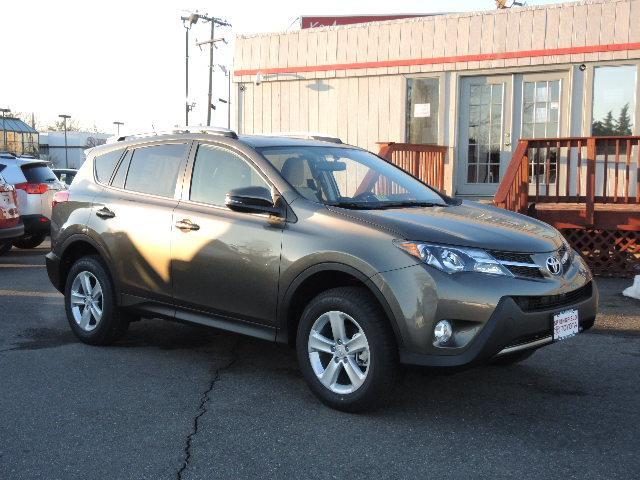 2014 Toyota RAV4 Lariat PKG 4X4