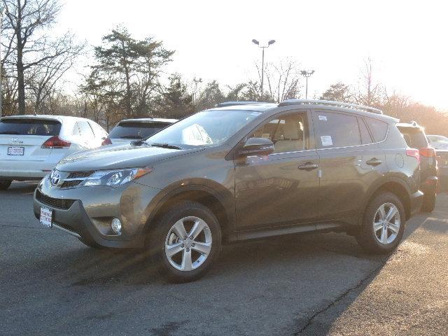 2014 Toyota RAV4 Lariat PKG 4X4