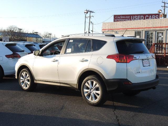 2014 Toyota RAV4 LS Flex Fuel 4x4 This Is One Of Our Best Bargains