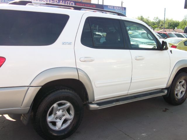 2001 Toyota Sequoia I Limited