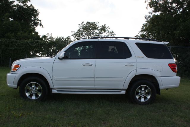 2001 Toyota Sequoia Super