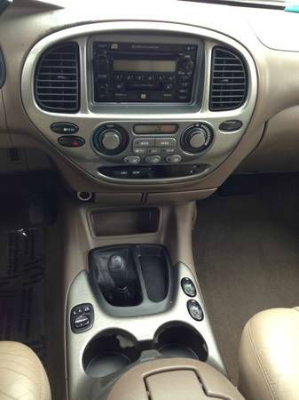 2001 Toyota Sequoia Super