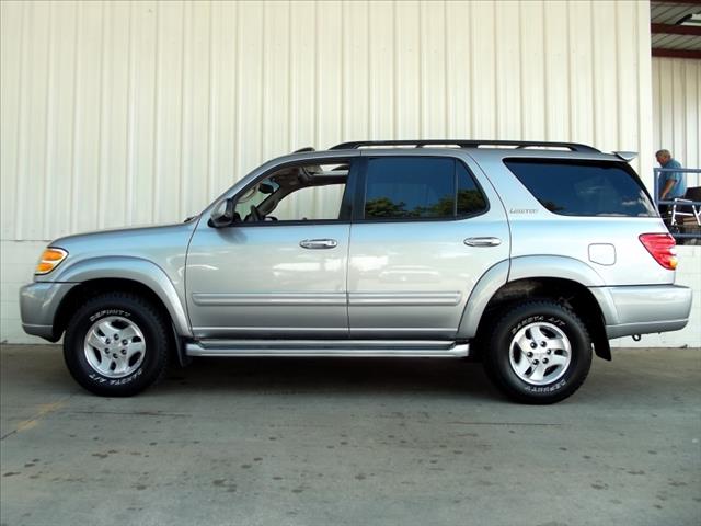 2001 Toyota Sequoia SLT 25