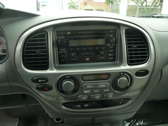 2001 Toyota Sequoia Super