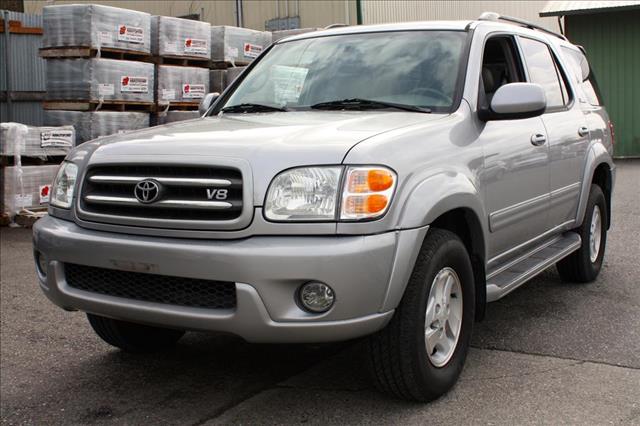2001 Toyota Sequoia SLT 25