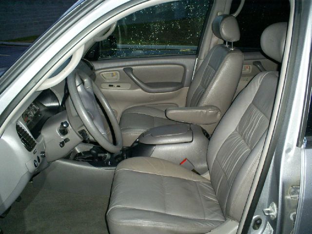 2001 Toyota Sequoia I Limited