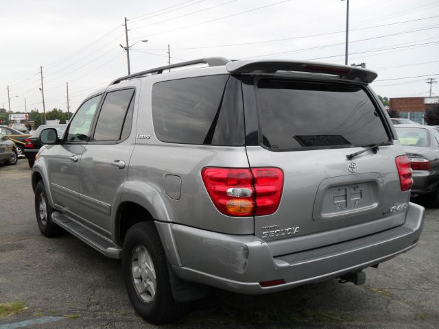 2002 Toyota Sequoia Super