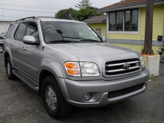 2002 Toyota Sequoia Super