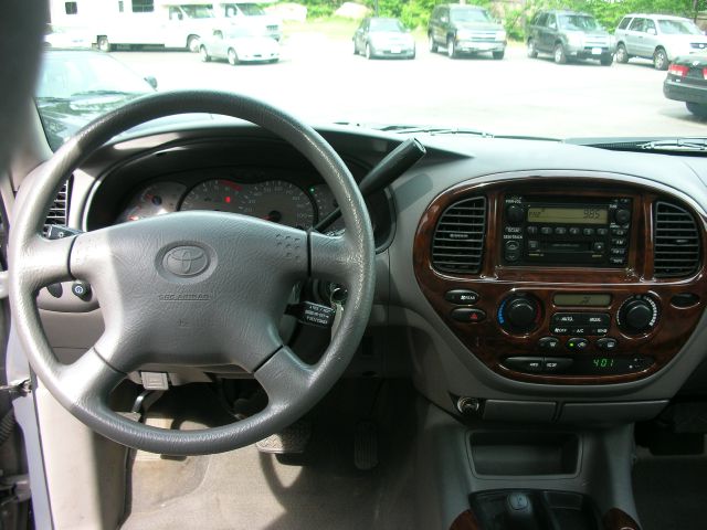 2002 Toyota Sequoia I Limited
