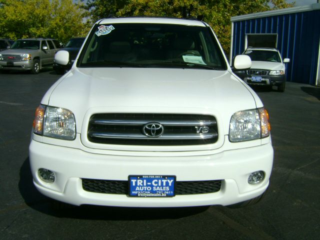 2002 Toyota Sequoia Super