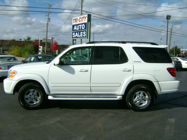 2002 Toyota Sequoia Super