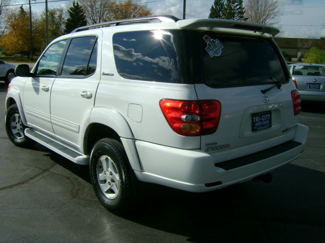 2002 Toyota Sequoia Super