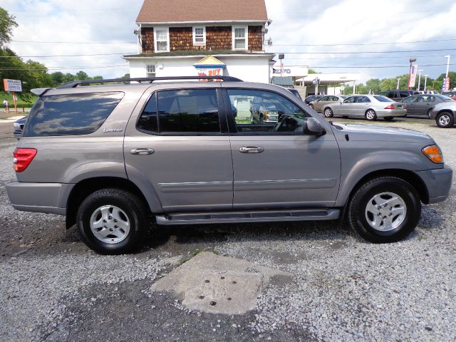 2002 Toyota Sequoia Super