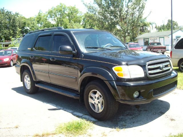 2002 Toyota Sequoia SLT 25