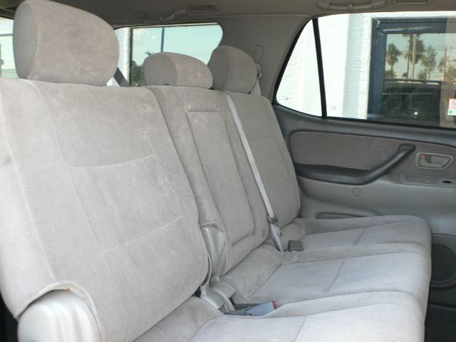 2003 Toyota Sequoia GT Limited