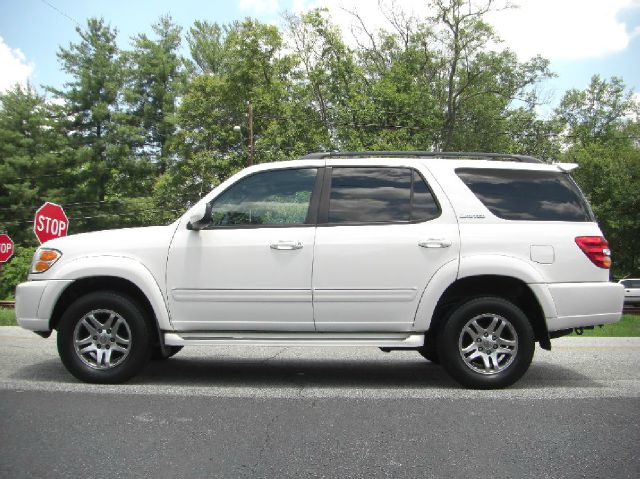 2003 Toyota Sequoia Super