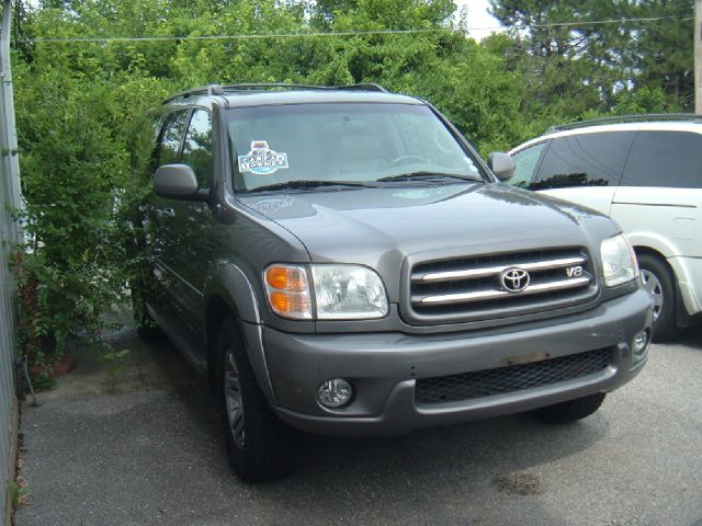 2003 Toyota Sequoia Super